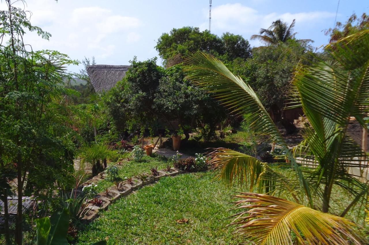 Praia do Tofo Casa Camaleao Gekko Cottadge酒店 外观 照片
